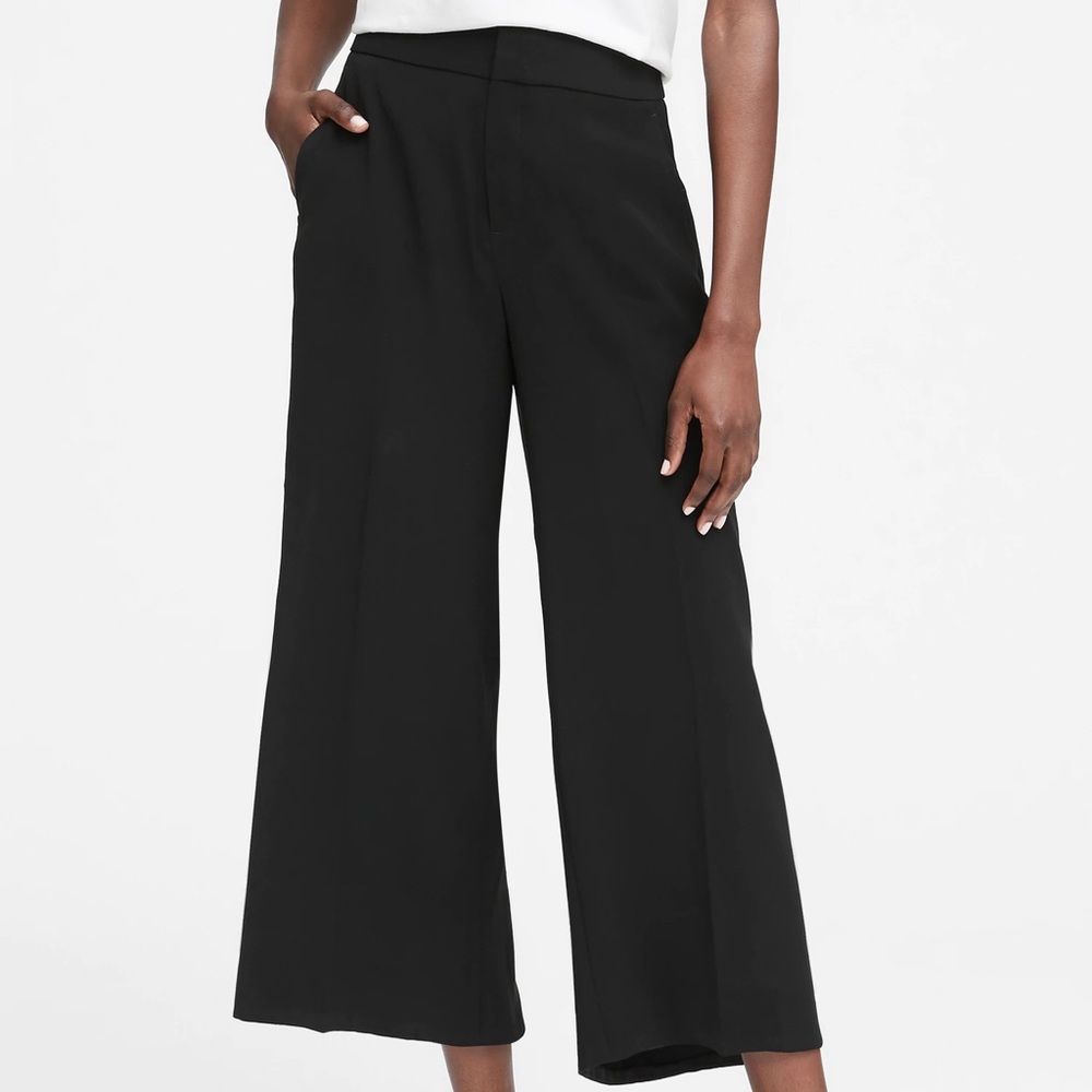 Banana Republic wide-leg crop pants